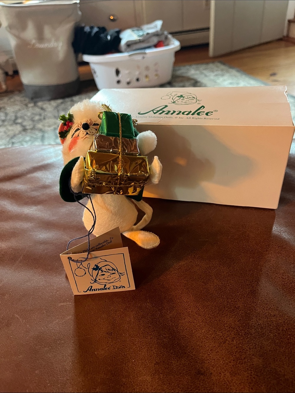Annalee Cream and Green Mouse with Gold Presents Ornament